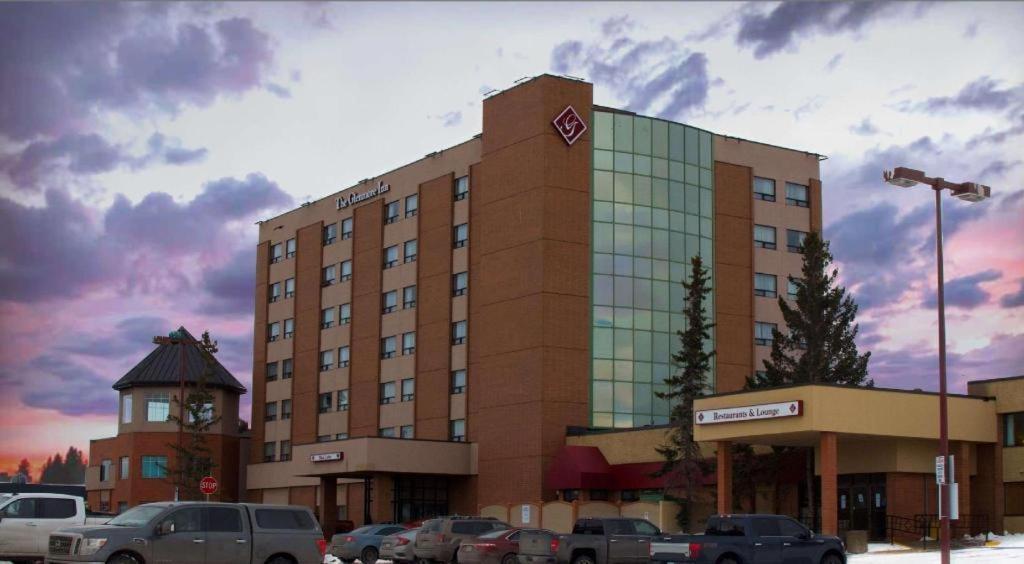 The Glenmore Inn & Convention Centre YYC Exterior foto